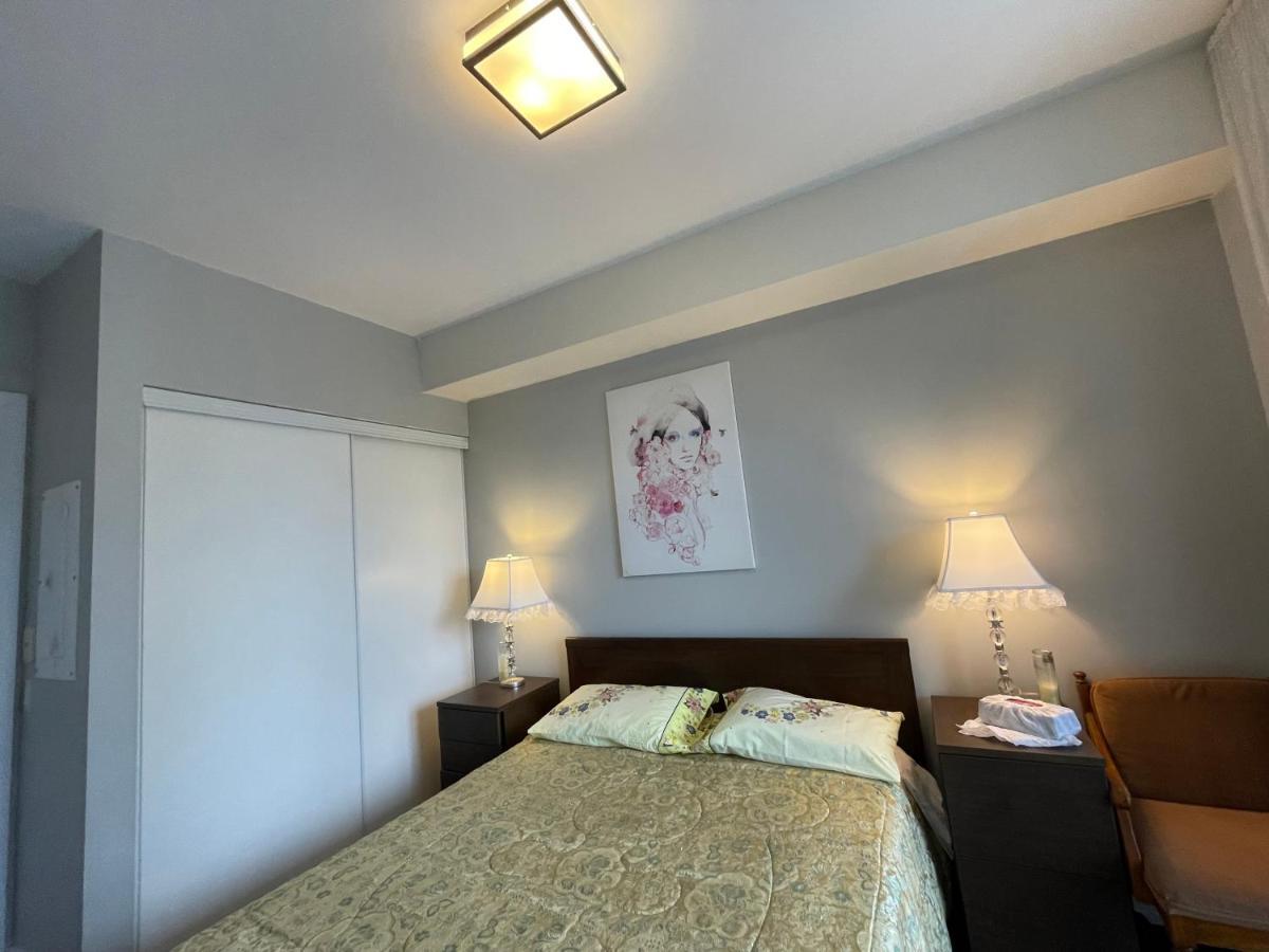 Luxury Condo With Cn Tower View Toronto Zewnętrze zdjęcie